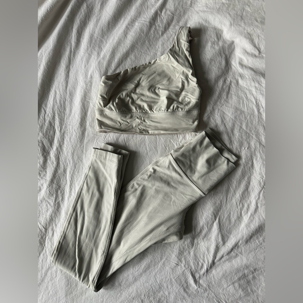 Lululemon Ribbed Align Legging and Bra Set